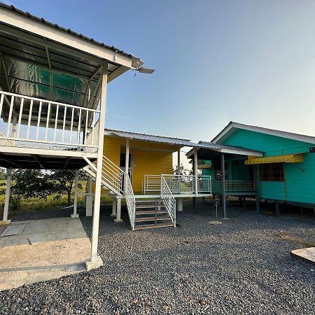 Homestay Denai Harummanis S4 Simpang Empat  Exteriér fotografie